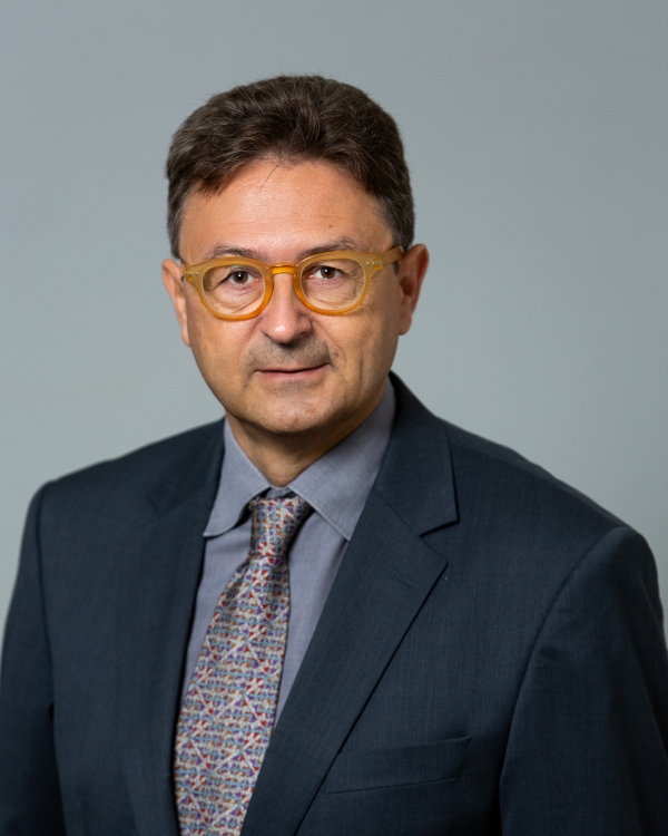 Dr Renato Bauman